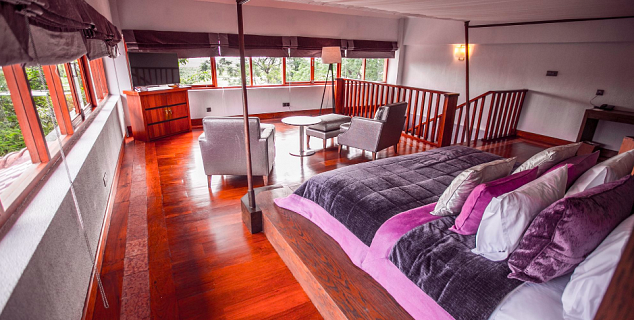 Abbey Suite