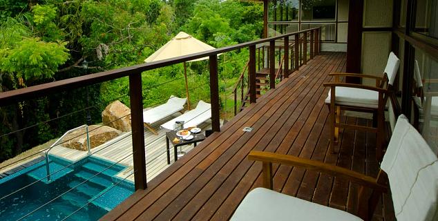 Balcony & Private Pool