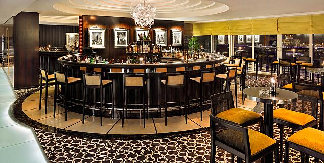 Bar 44