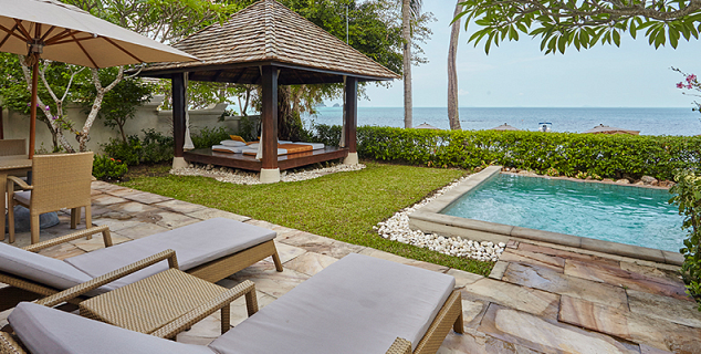 Beachfront Pool Villa