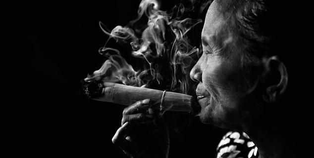 Cheroot smoking!