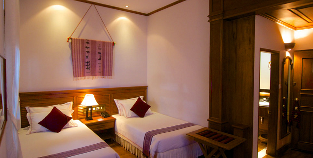 Chin Room
