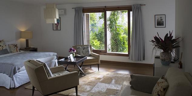 Deluxe Bedroom
