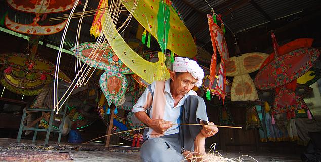 East Malaysia - Wau Maker