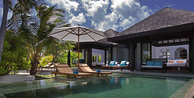 Family Beach Pool Villa