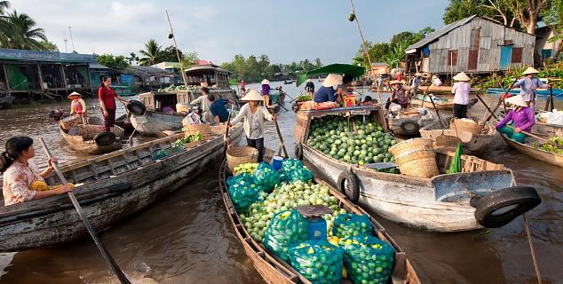 Floating market