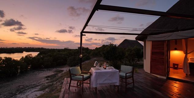 In Villa dining