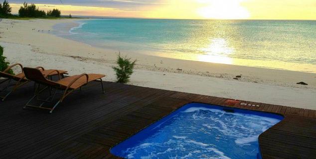 Jacuzzi Pool