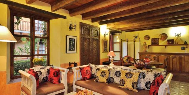 Lounge Area