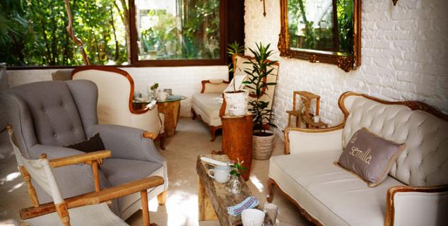 Lounge Area
