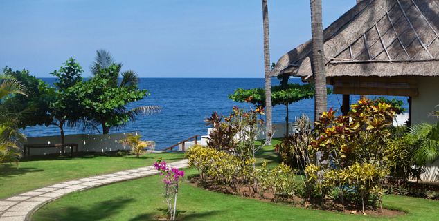 Ocean Front Deluxe Bungalow