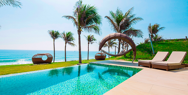 Ocean Front Pool Villa