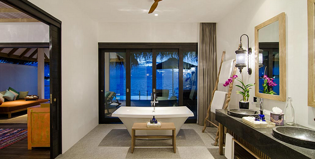 Ocean Pool Villa