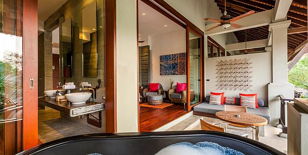 Pearl Bed Suite