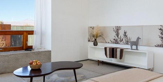 Poniente Room