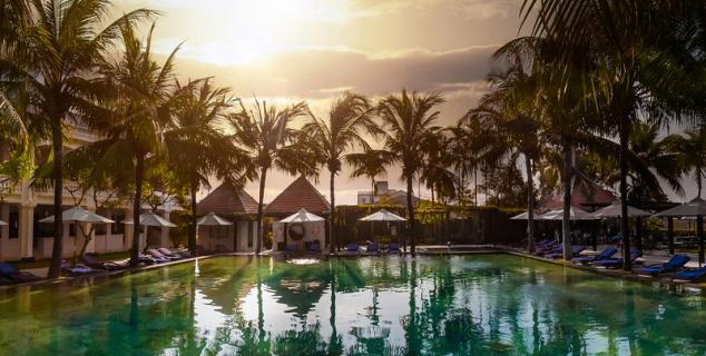 Pool at dawn