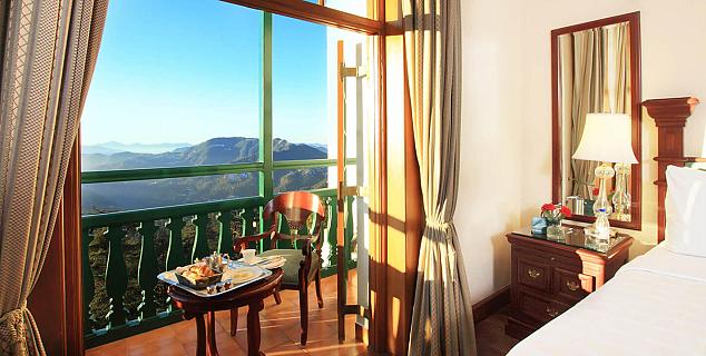 Premier Valley View Room