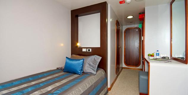 Single Cabin