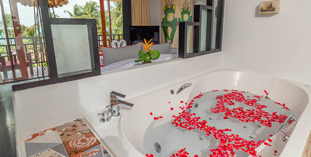Sunset Jacuzzi Sea View Room
