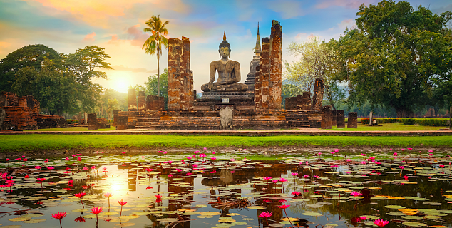 Wat Mahathat Temple